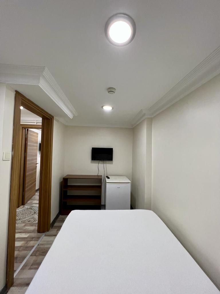 Eyfel Hotel Istanbul Bagian luar foto
