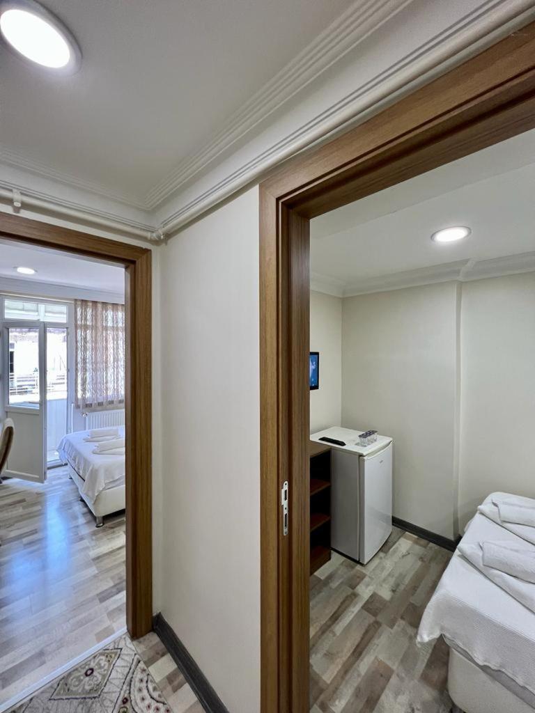 Eyfel Hotel Istanbul Bagian luar foto