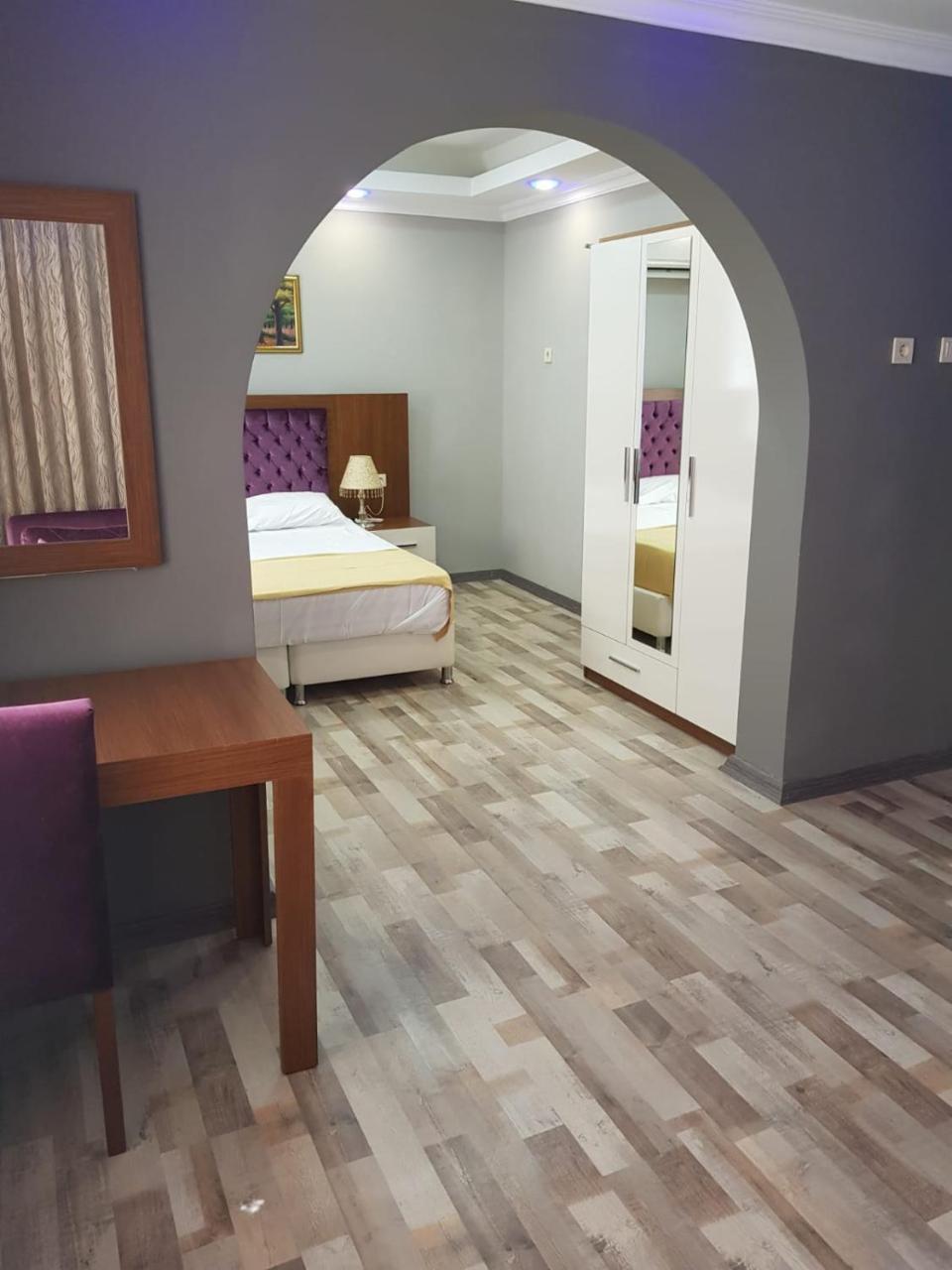 Eyfel Hotel Istanbul Bagian luar foto